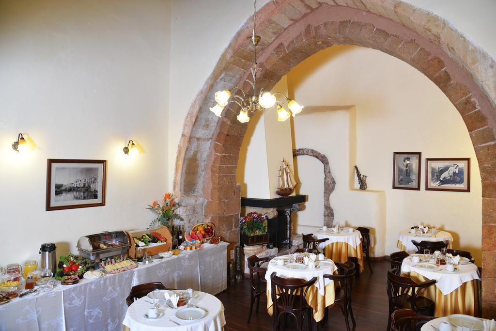 Porto Del Colombo Traditional Boutique Hotel La Canée Extérieur photo